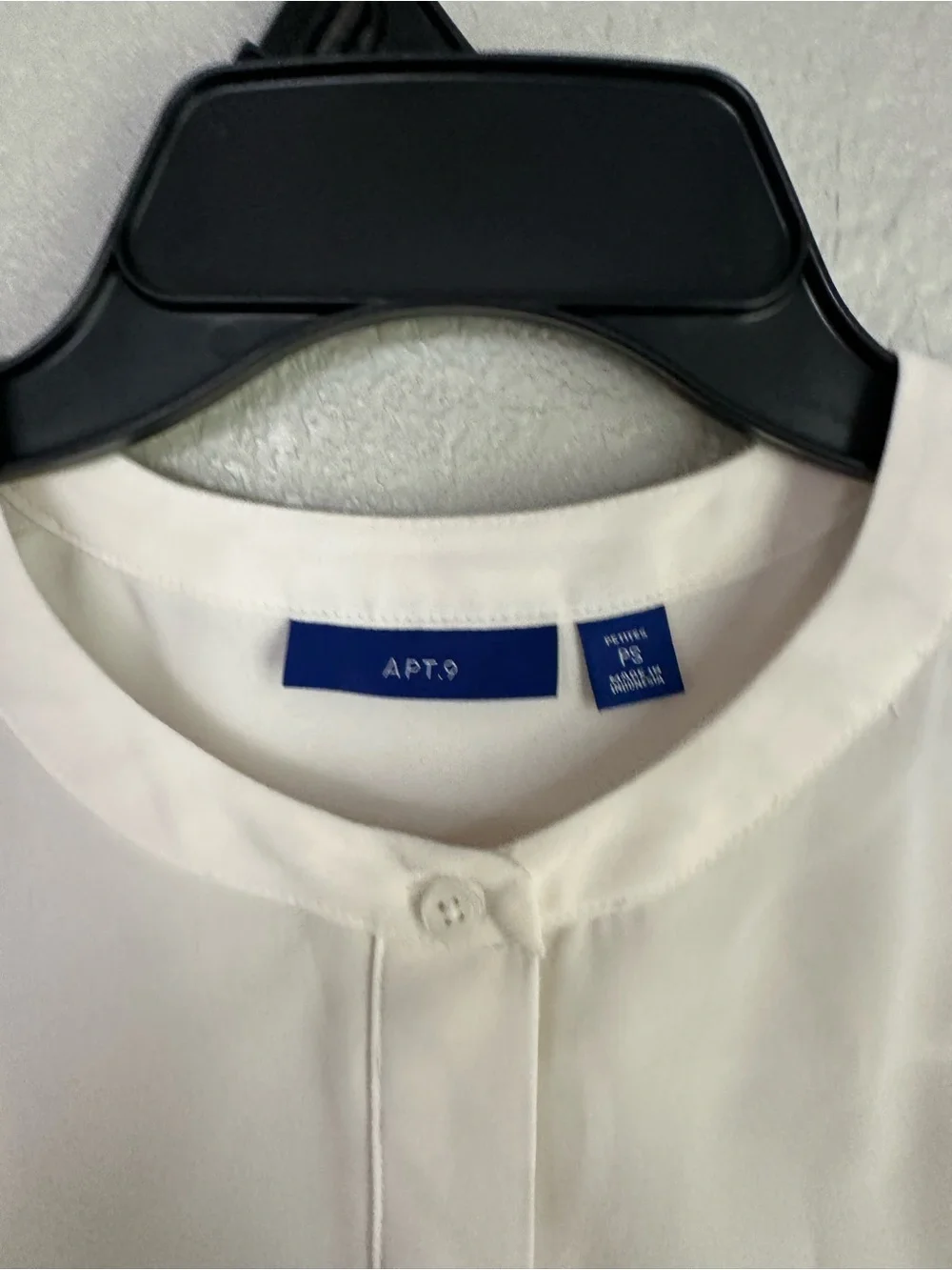 Apt. 9 White Short Sleeve Lightweight Blouse Top